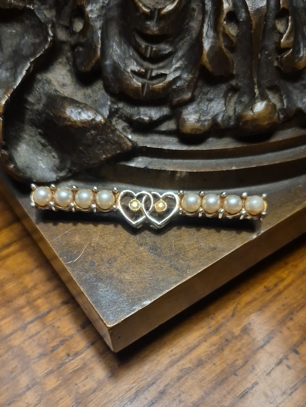 Sarah Coventry Vintage Faux Pearl Heart Bar Brooch